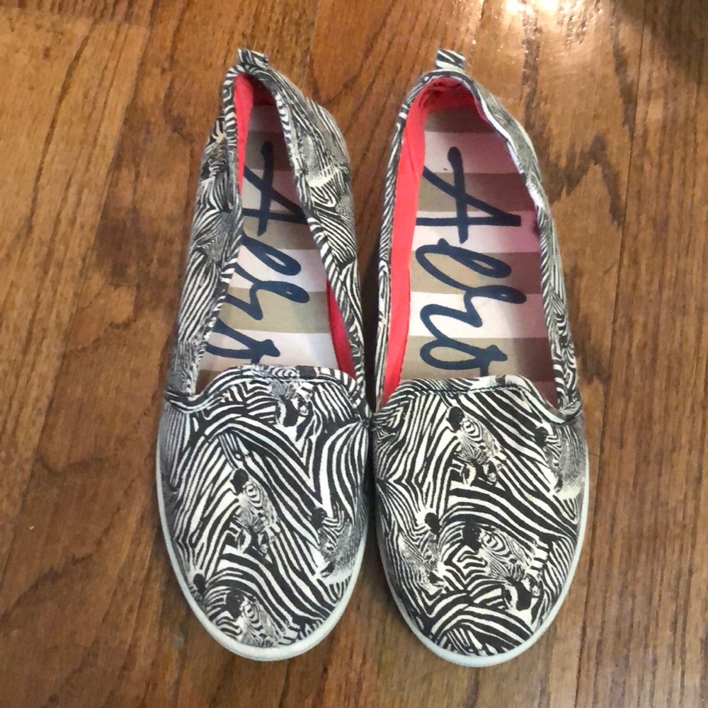 Aero zebra shoes